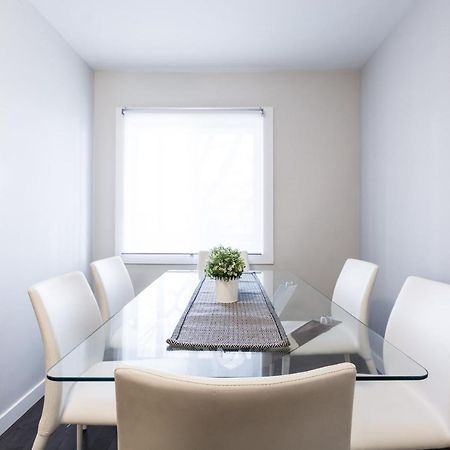 Spacious 3 Bdrm Home Near Downtown 渥太華 外观 照片