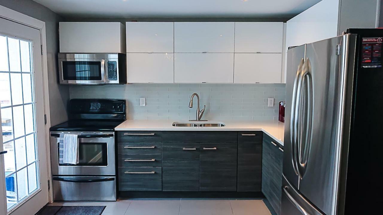 Spacious 3 Bdrm Home Near Downtown 渥太華 外观 照片