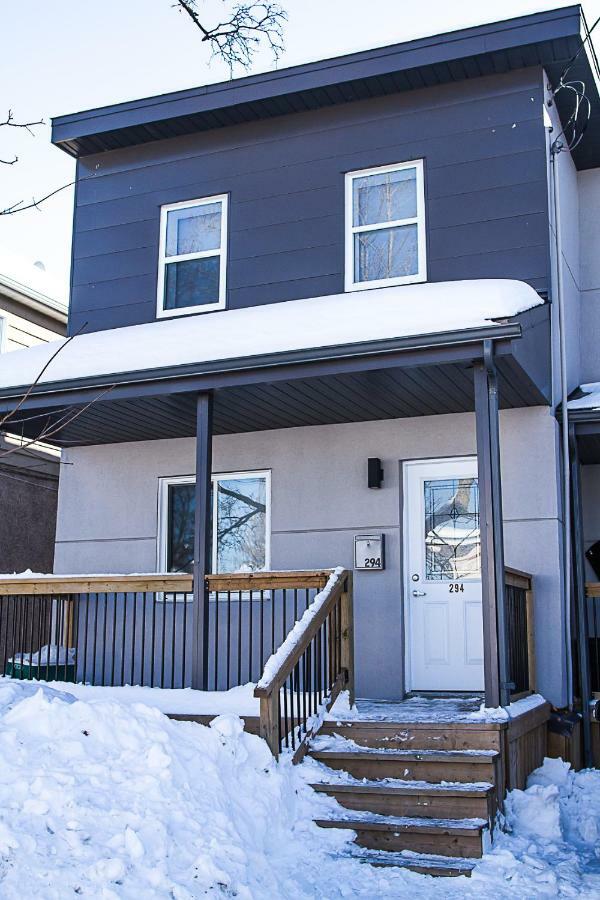 Spacious 3 Bdrm Home Near Downtown 渥太華 外观 照片